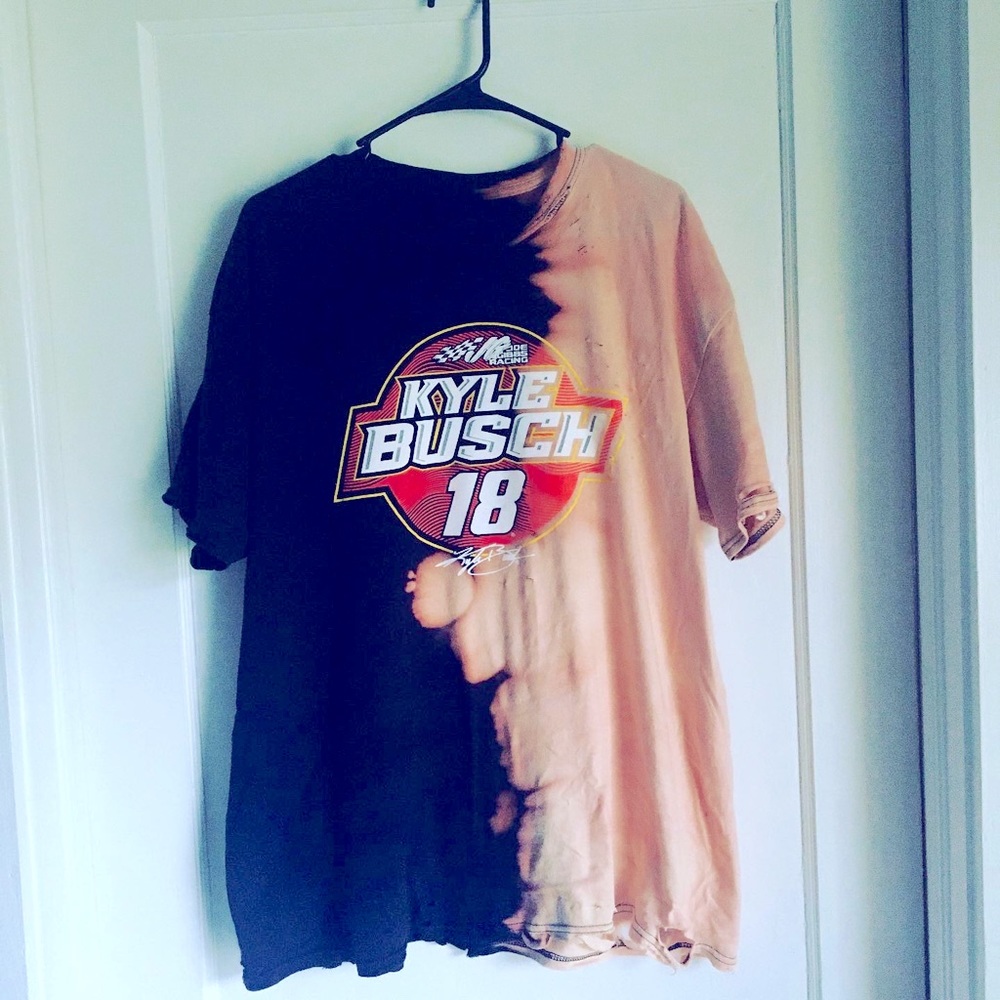 Kyle Busch graphic tee unisex